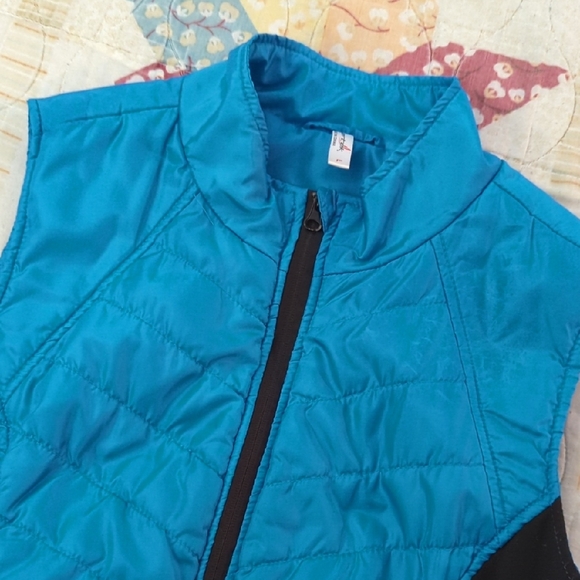 Exertek Quilted Blue and Black Athletic Vest - Picture 4 of 9